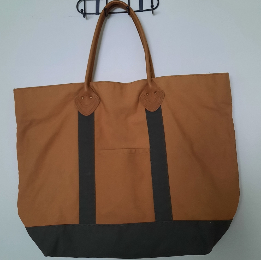 Genuine LL BEAN  Boat & Tote Bag Full Grain Leather Handles vintage Khaki/Green